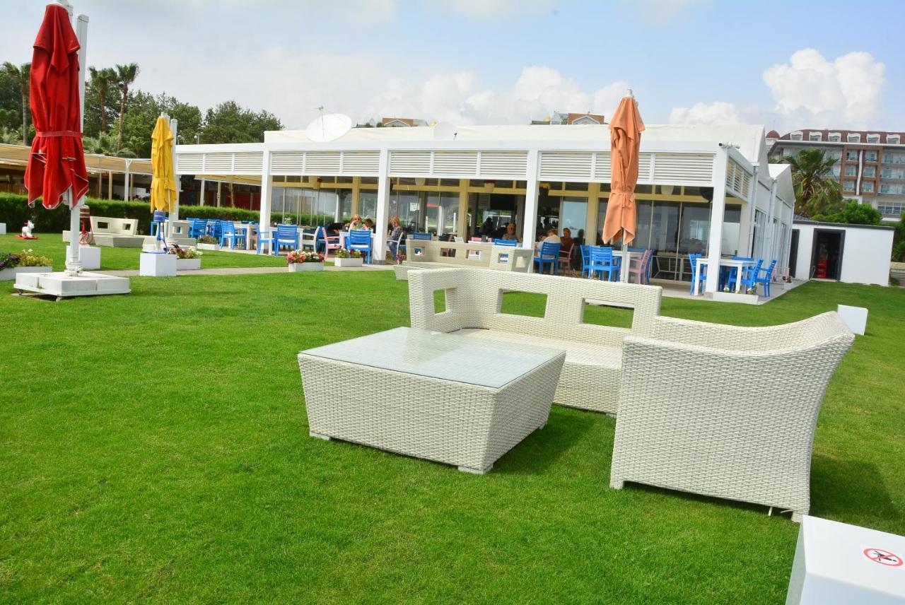 Rafael Hotel مانافجات المظهر الخارجي الصورة